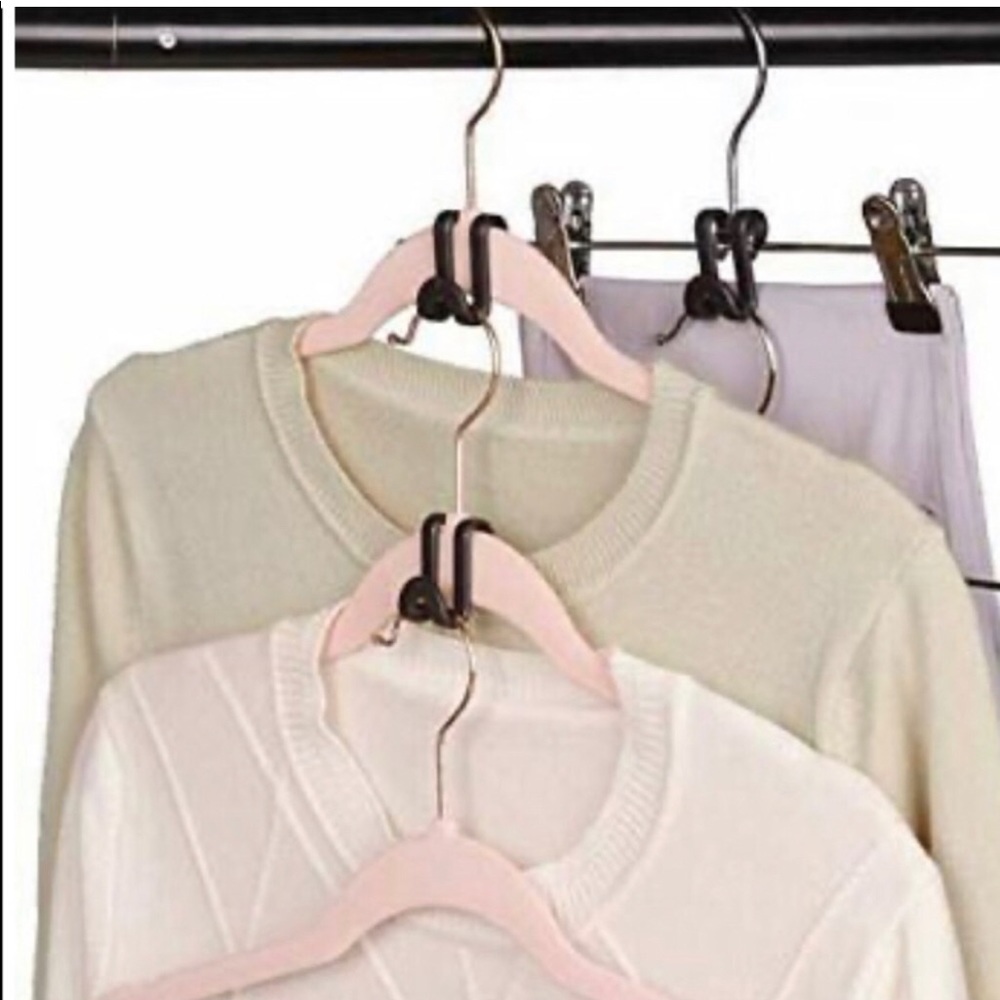Joy Mangano huggable hanger clips
